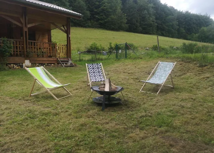 Au Petit Bonheur 木屋 勒索里